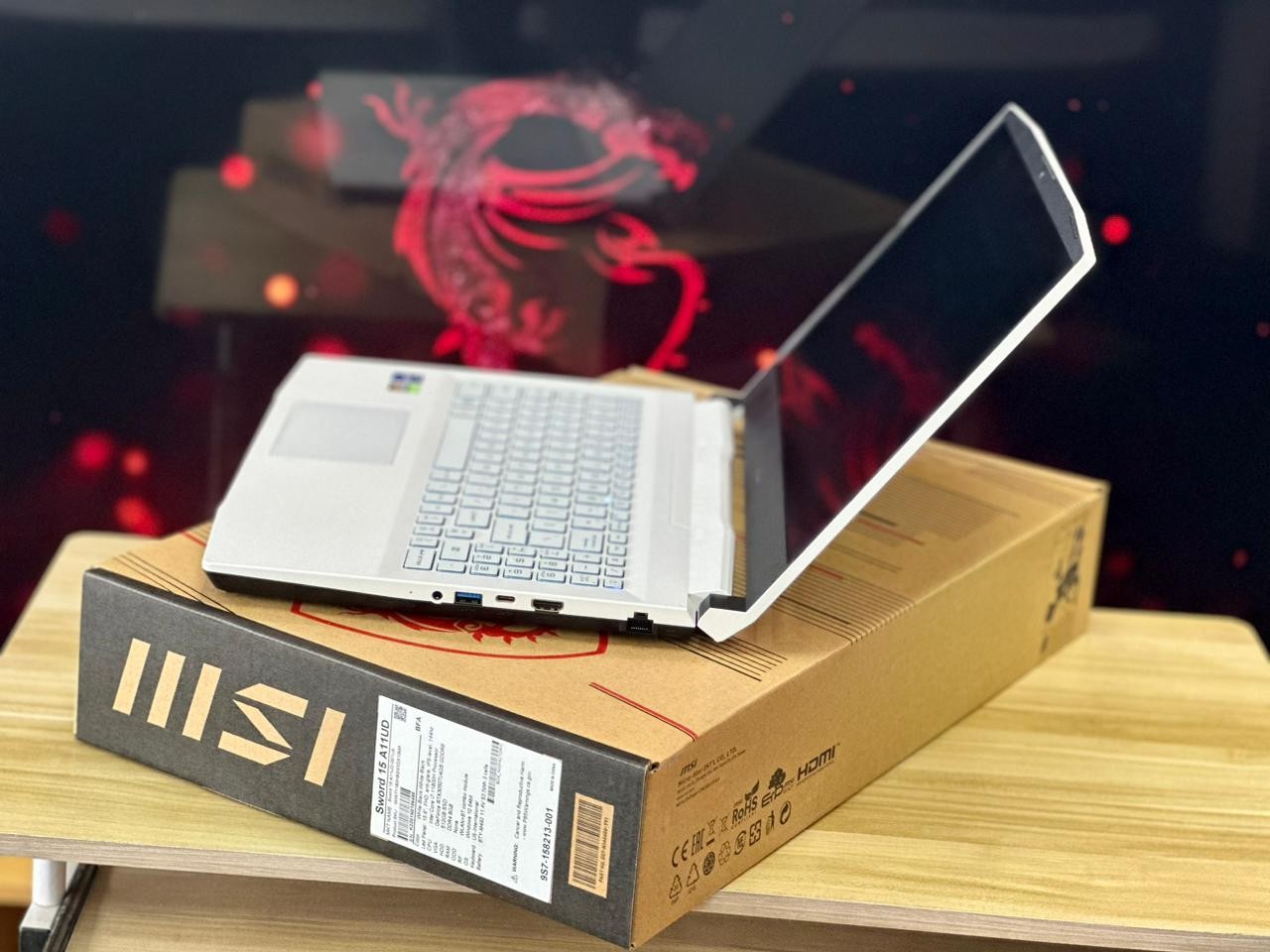 computadoras y laptops - LAPTOP GAMER MSI SWORD15 i7 11VA. GEN.  4