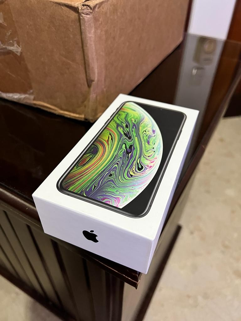 Iphone XS 64 GB NORMAL Factory Unlocked