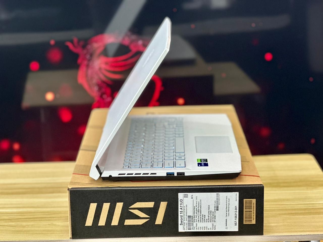 computadoras y laptops - LAPTOP GAMER MSI SWORD15 i7 11VA. GEN.  5
