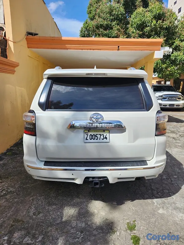 jeepetas y camionetas - Toyota 4Runner 2015 limited 2