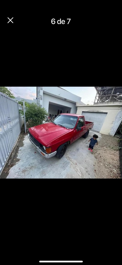 jeepetas y camionetas - Se vende Toyota Hilux 1987