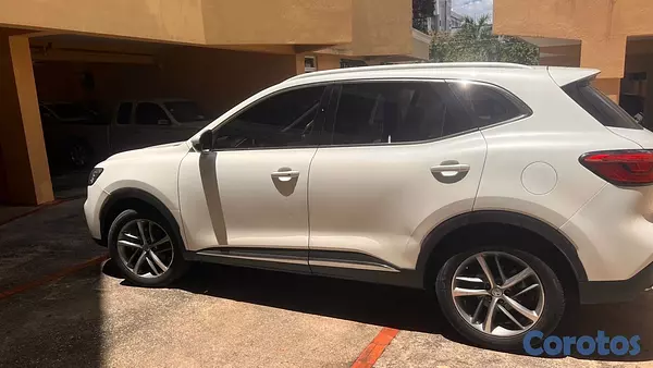 jeepetas y camionetas - MG HS 2023 4
