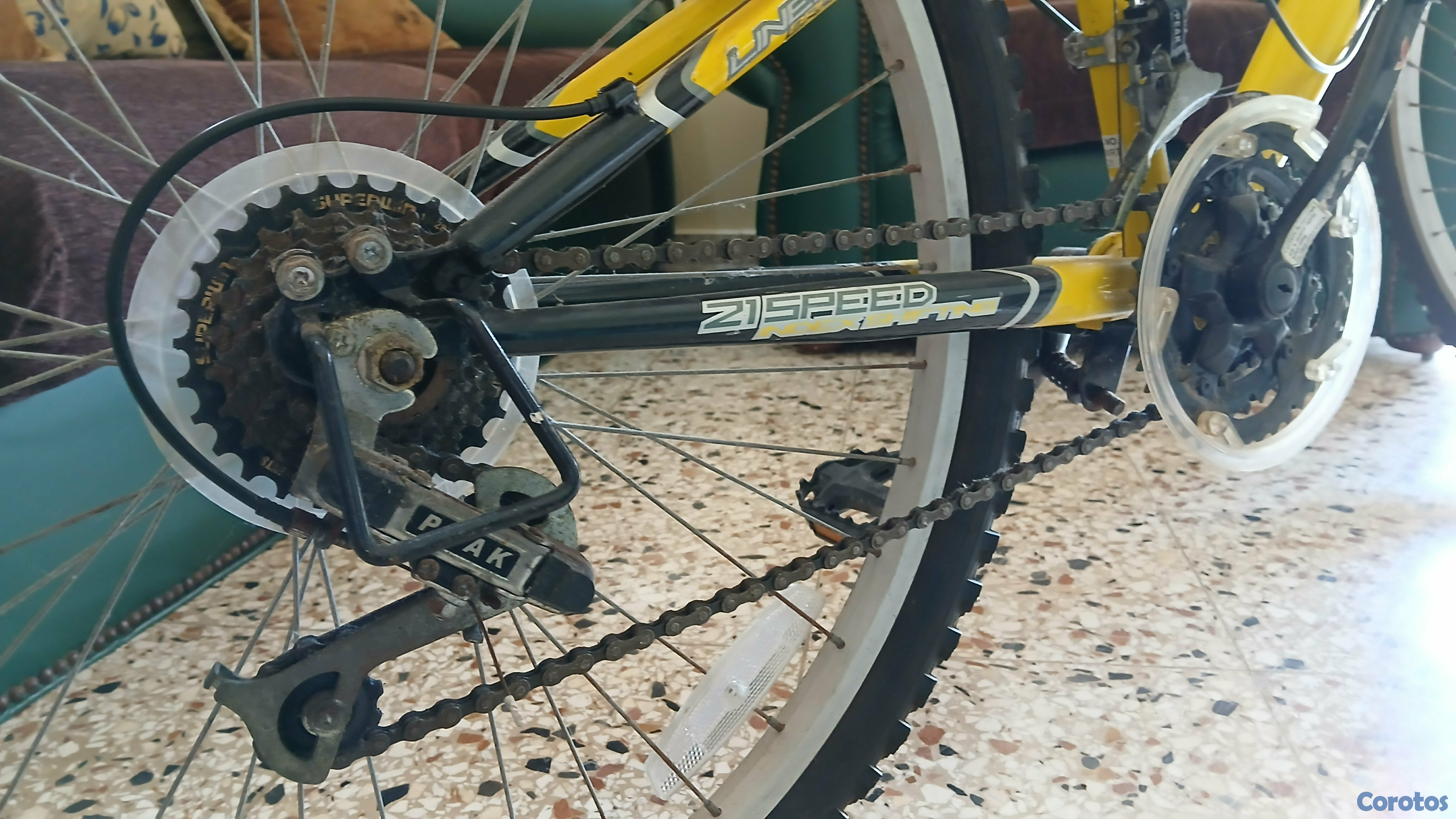 bicicletas y accesorios - Magna Nitrous "26 (Precio Negociable) 6