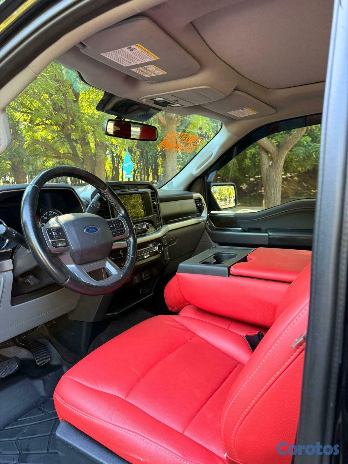 jeepetas y camionetas - Ford F150 XLT 2021  4