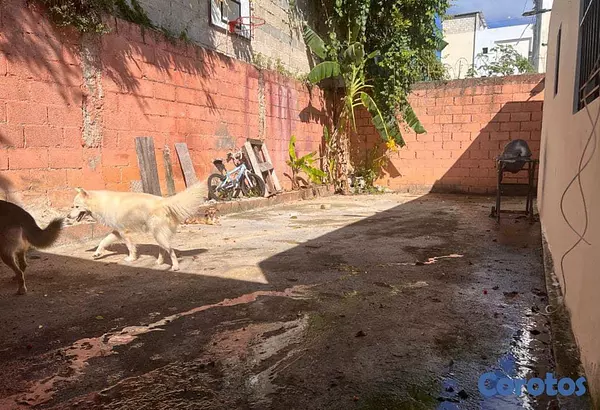 casas - Venta de casa en Vista Hermosa con 247mt de solar 10