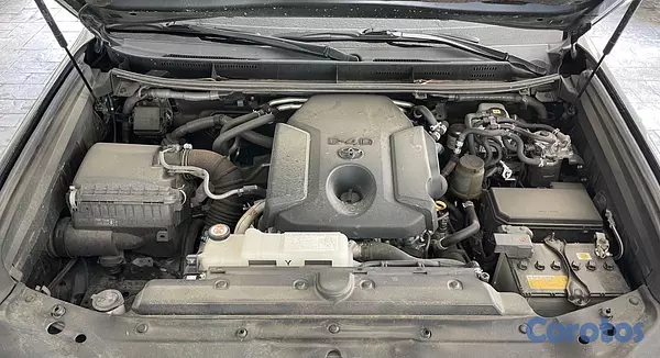 jeepetas y camionetas - Toyota Land Cruiser VXL 2024 8
