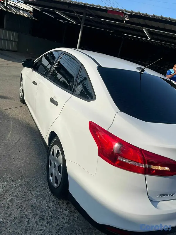 carros - FORD FOCUS 3