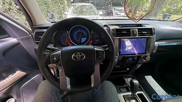 jeepetas y camionetas - Toyota 4runner sr5 2014 4