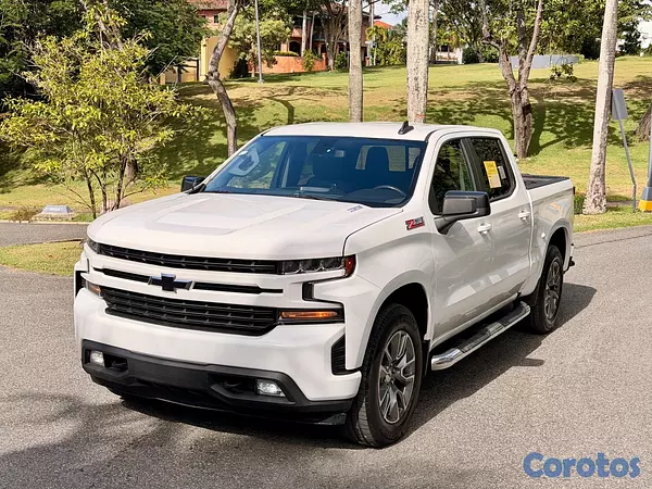 jeepetas y camionetas - Chevrolet Silverado RST DURAMAX 2020 2