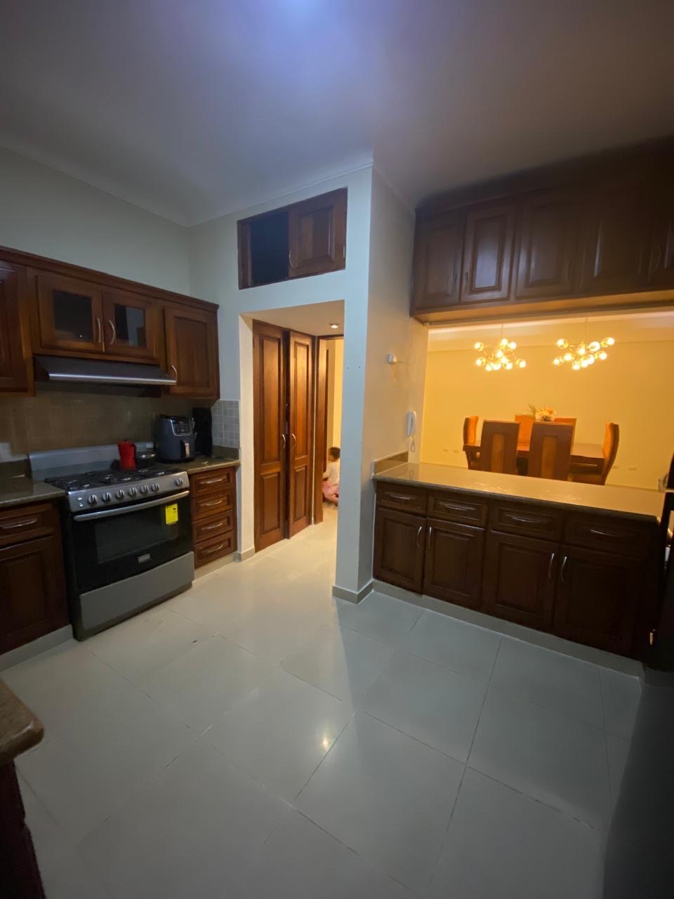 apartamentos - hermosos apar en zona céntrica Evaristo Morales  7
