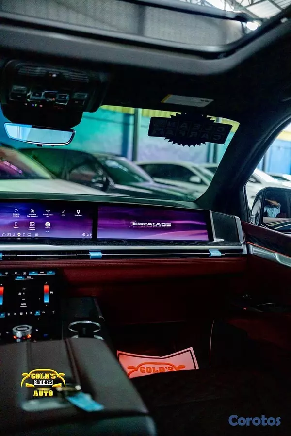 jeepetas y camionetas - Cadillac Escalade Sport Platinum 2025 Recien Impor 12
