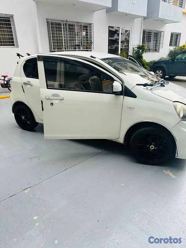 carros - Carro Daihatsu Mira 2015 13