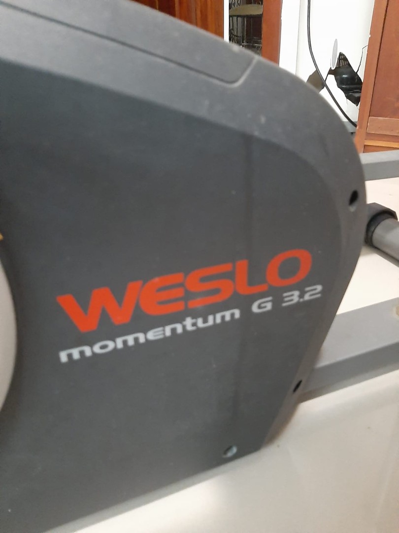 bicicletas y accesorios - Bicicleta y caminadora  estacionaria marca Weslo Momentum G 32. RD$23,000.00 3