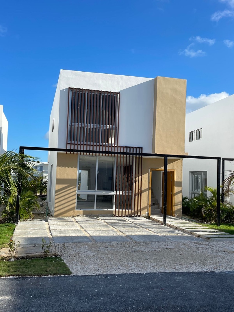casas vacacionales y villas - Venta de Villa en vista cana punta cana zona turística opción piscina 