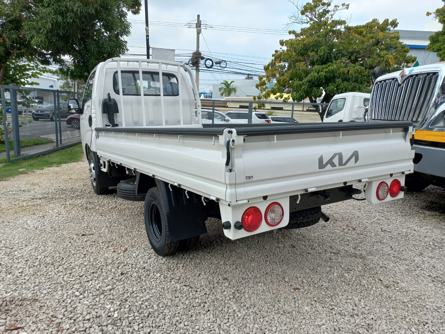 camiones y vehiculos pesados - Kia K-3000 2024 5