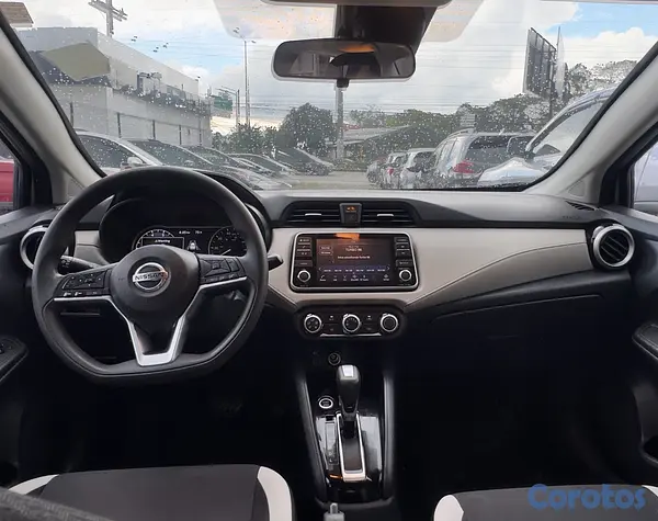 carros - Nissan Versa SV 2021
 7