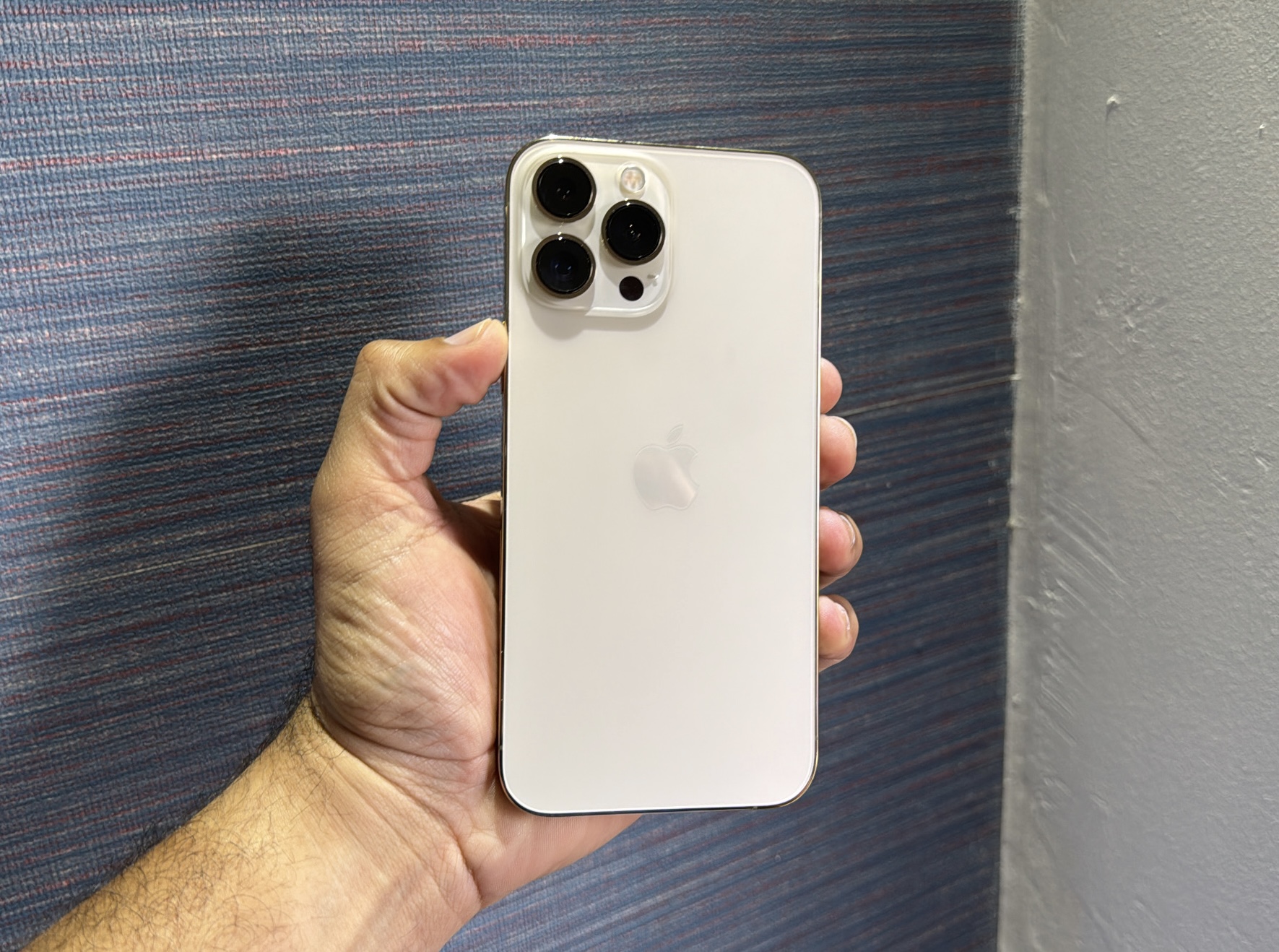 celulares y tabletas - iPhone 13 Pro Max 128GB Gold, Desbl RD$ 36,500 NEG 1