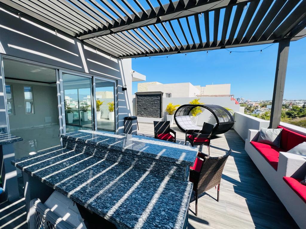 penthouses - Penthouse con Linea Blanca en Rincon Largo  2