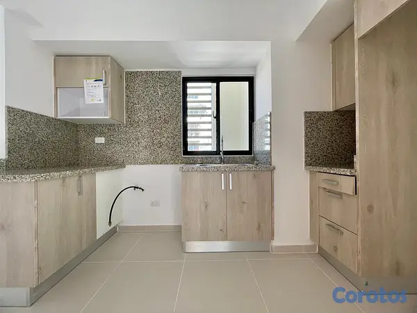 apartamentos - Apartamento en alquiler próximo a la Churchil 7