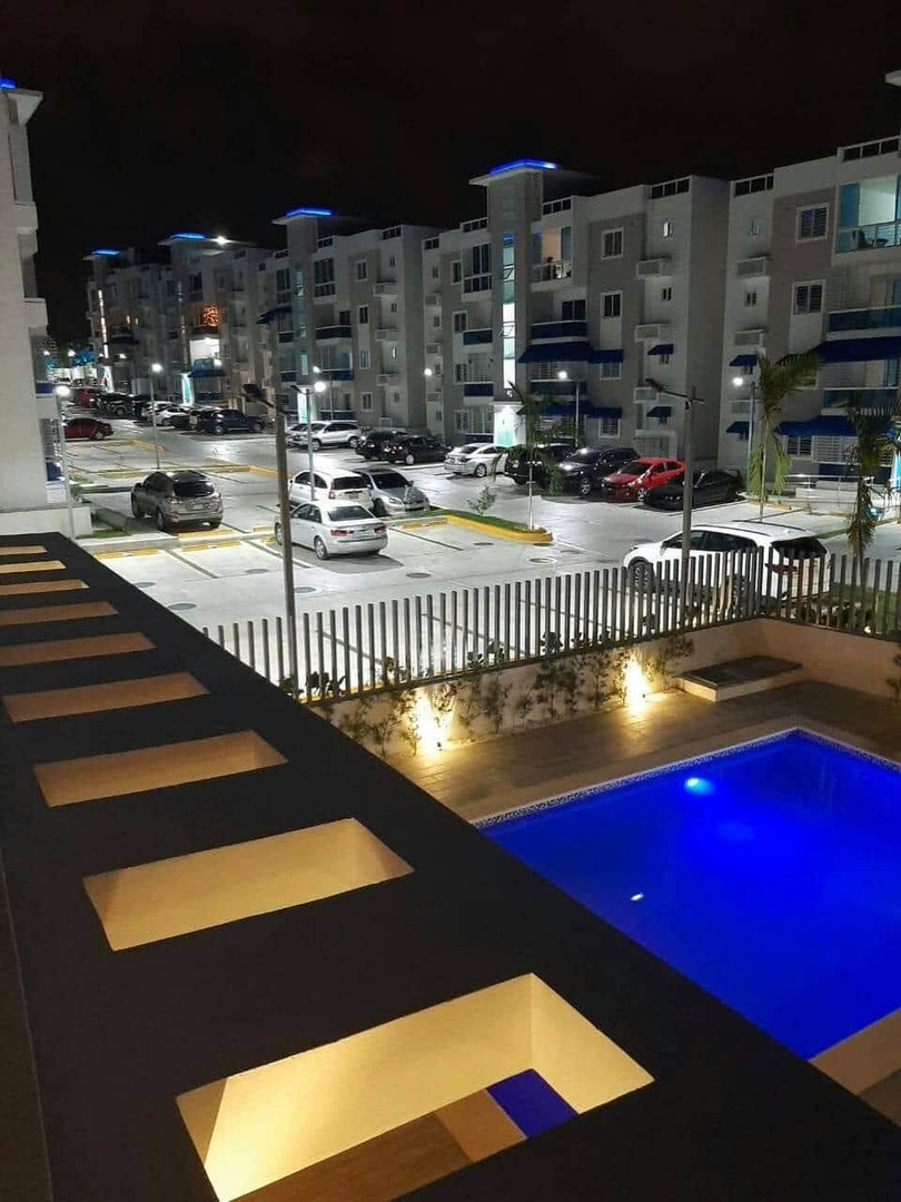 apartamentos -  APARTAMENTO CON  TERRAZA 4TO. PISO, EN LO MEJOR DE COLINAS DE LOS RIOS