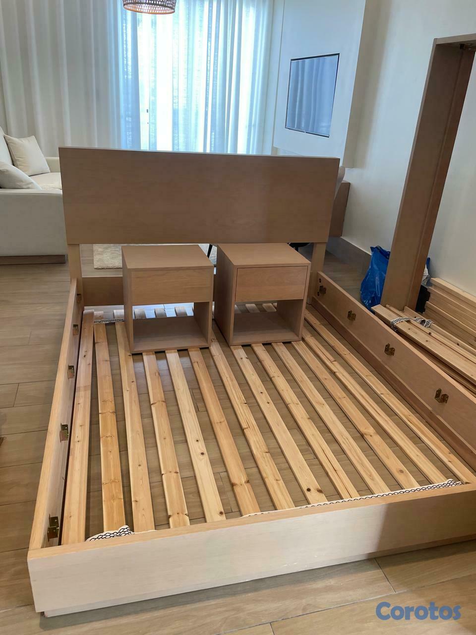 muebles y colchones - Dos Juegos de habitaciones con su cama y dos mesit