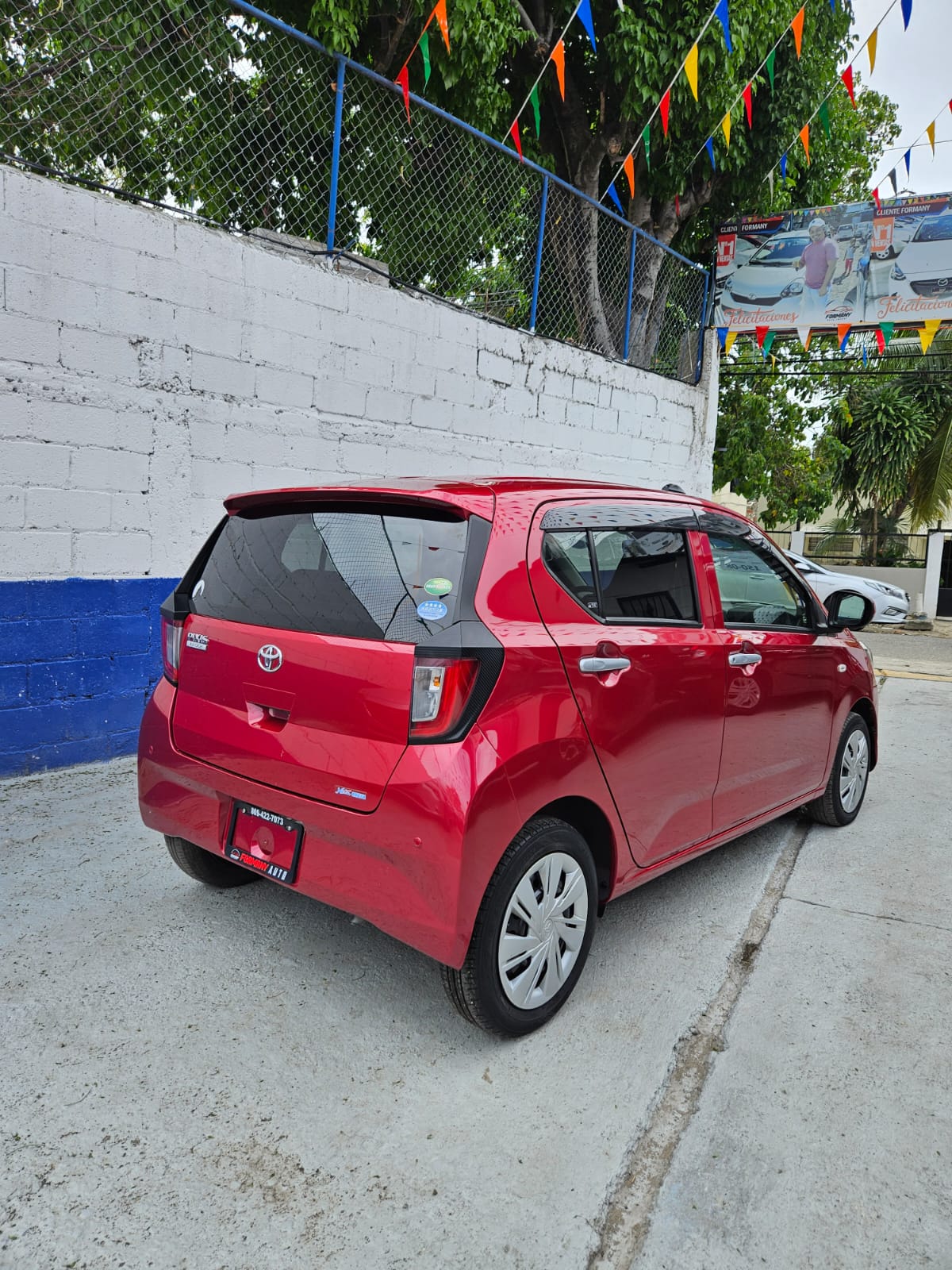 carros - TOYOTA PIXIS 3