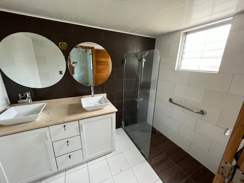 apartamentos - Se vende apartamento en Gazcue 0