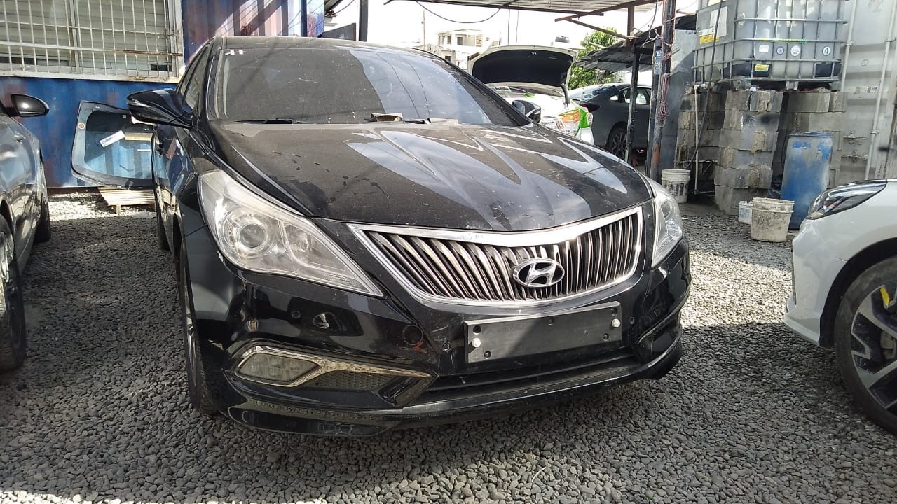 carros - GRANDEUR 2017 NEGRODESDE: RD$ 670,100.00 0