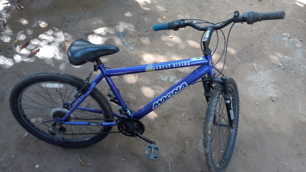 bicicletas y accesorios - Vendo bicicleta 