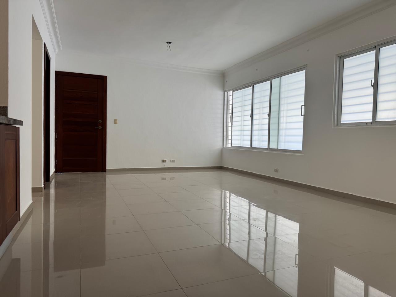 apartamentos - Vendo primer nivel cacique dos hab 2.5 baños dos p 5