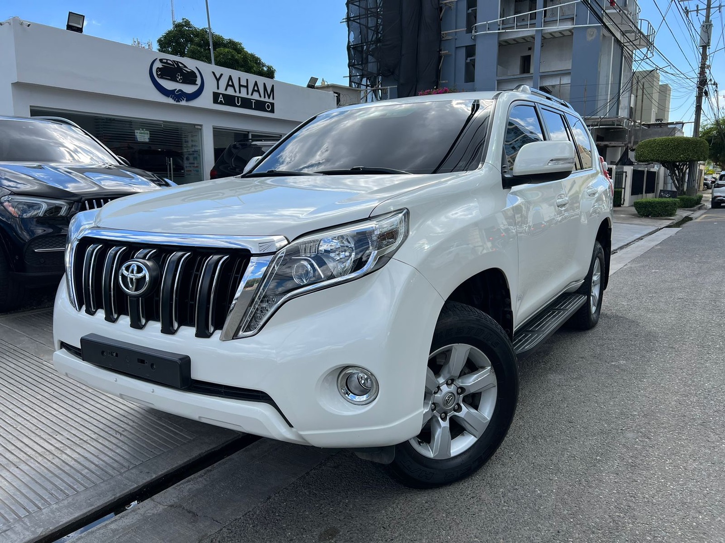jeepetas y camionetas - Toyota Land Cruiser Prado 2014