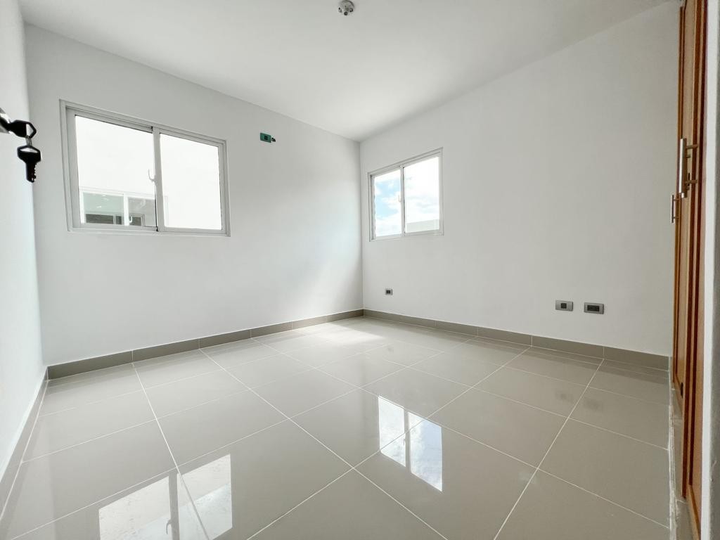 apartamentos - Vende en el Residencial Adonay 34 en república de Colombia  4