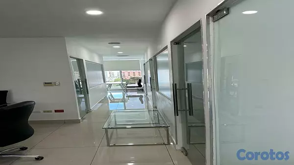 oficinas y locales comerciales - Alquiler de oficina amueblada en Bella Vista | 114 m² con 2 parqueos 7
