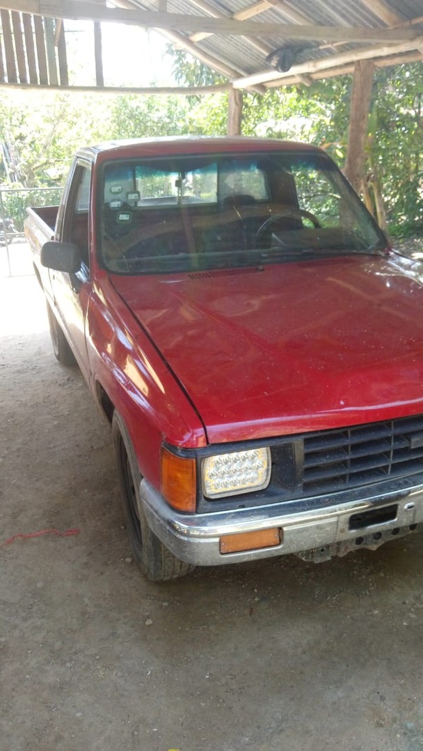 jeepetas y camionetas - Se vende Toyota Hilux 1987 1