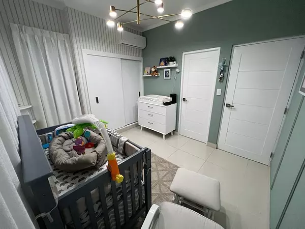 apartamentos - 🔵Apartamento 4to piso en Evaristo Morales 
 5