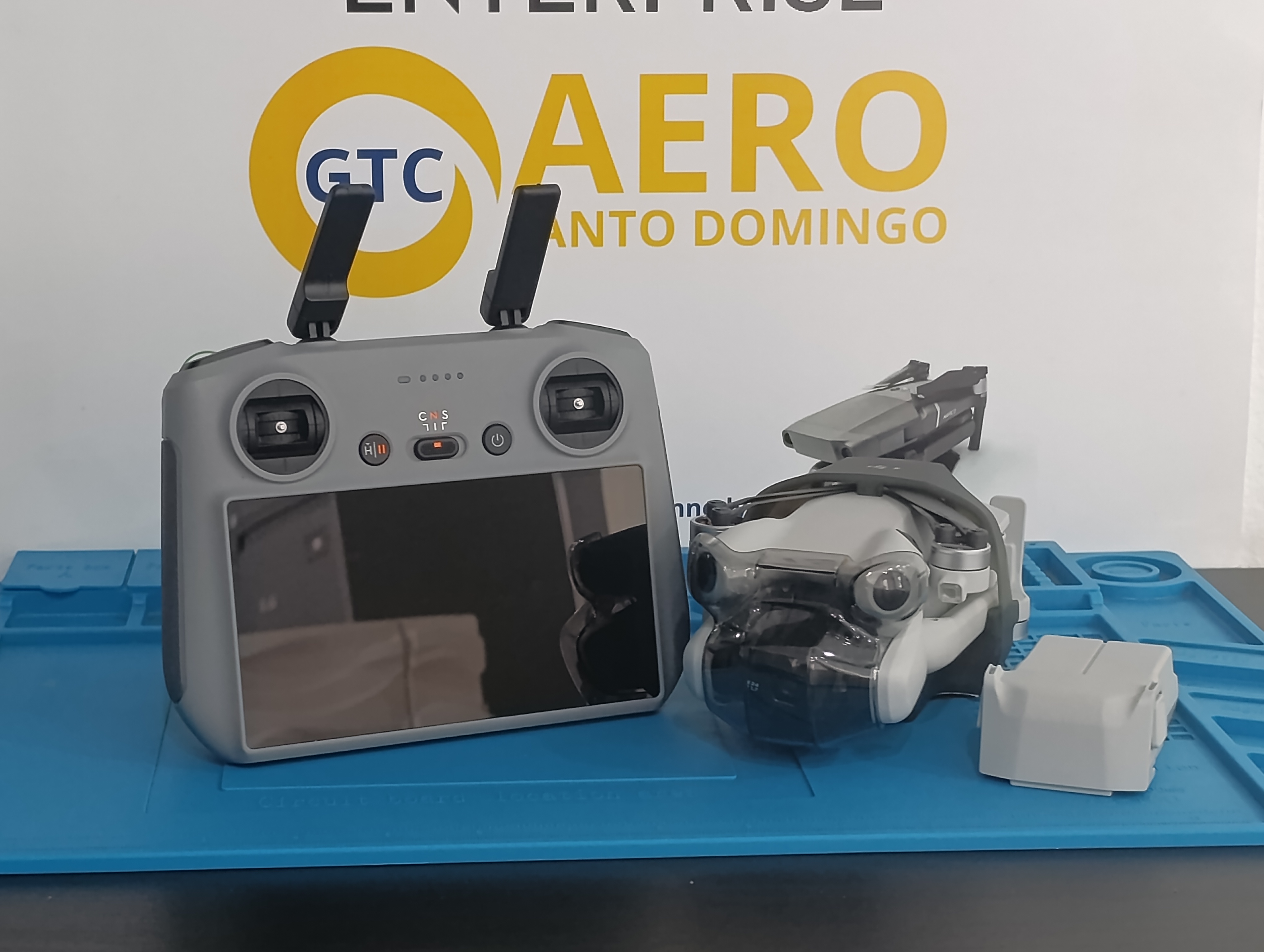 tv - Dji Mini 4 Pro RC2 2