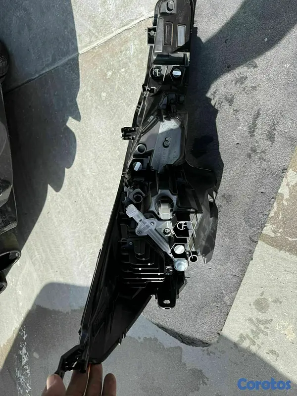 otros vehiculos - Vendo Pantalla Luz Para toyota Corolla 2024 2