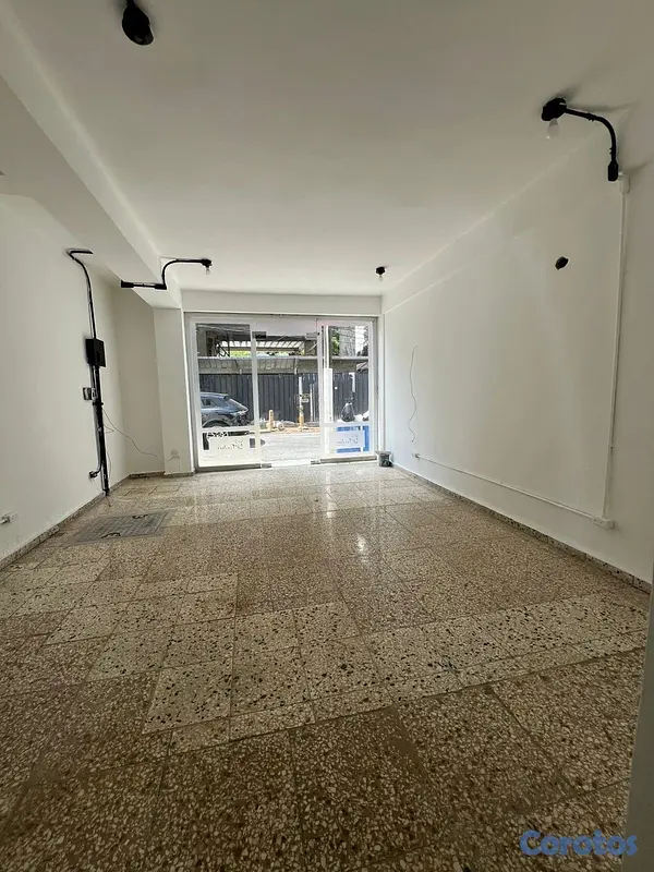 oficinas y locales comerciales - LOCAL COMERCIAL 4