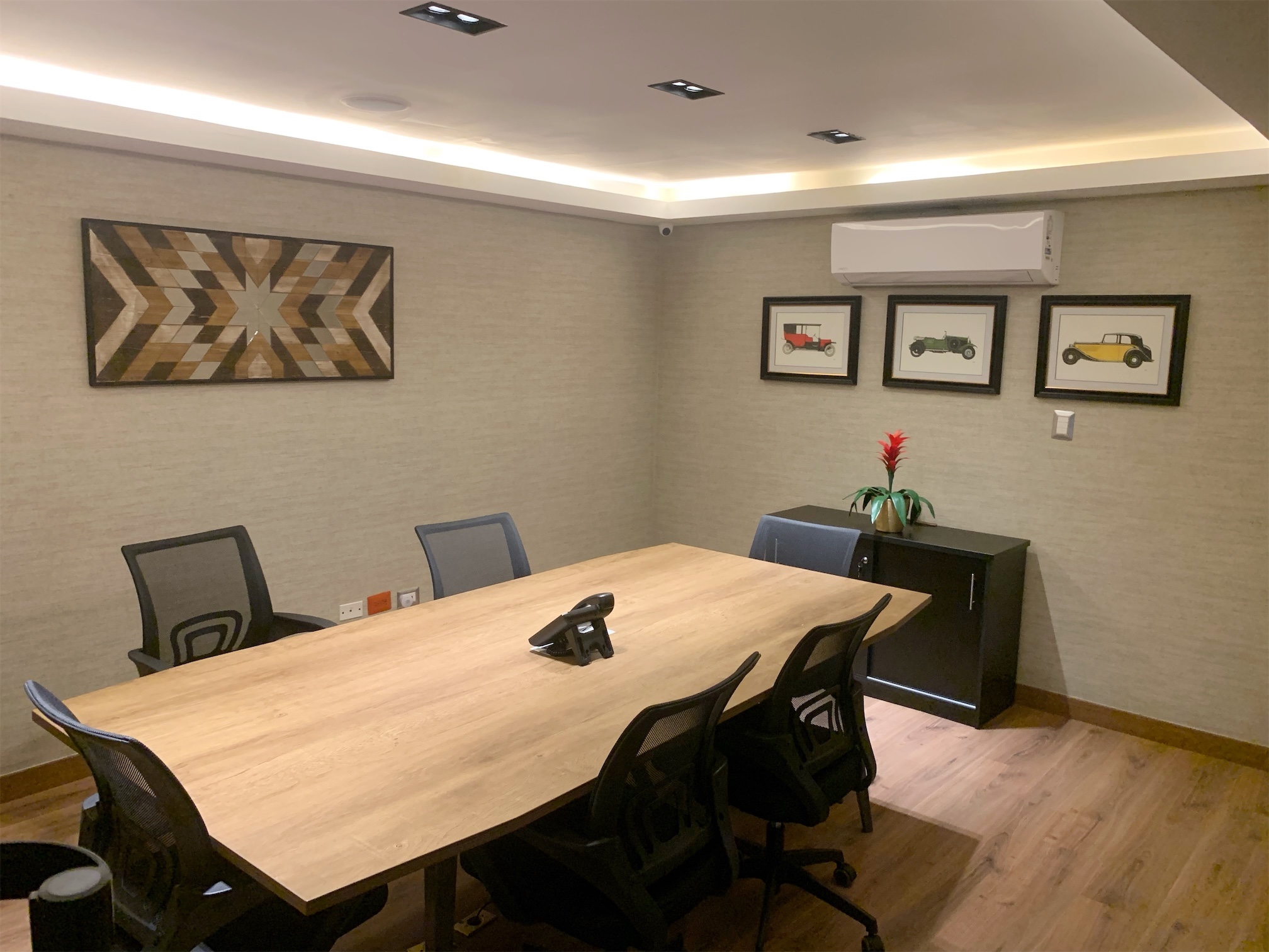 oficinas y locales comerciales - Local corporativo Prados 6