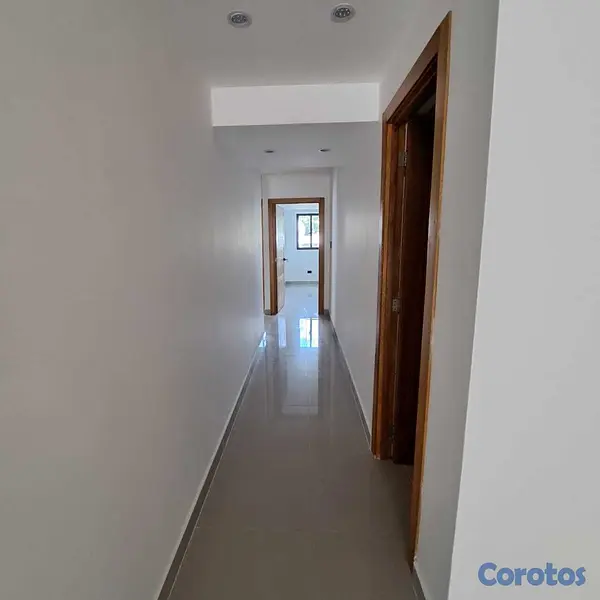 apartamentos - Venta de Apartamento en Los Restauradores – Seguridad y Confort 8