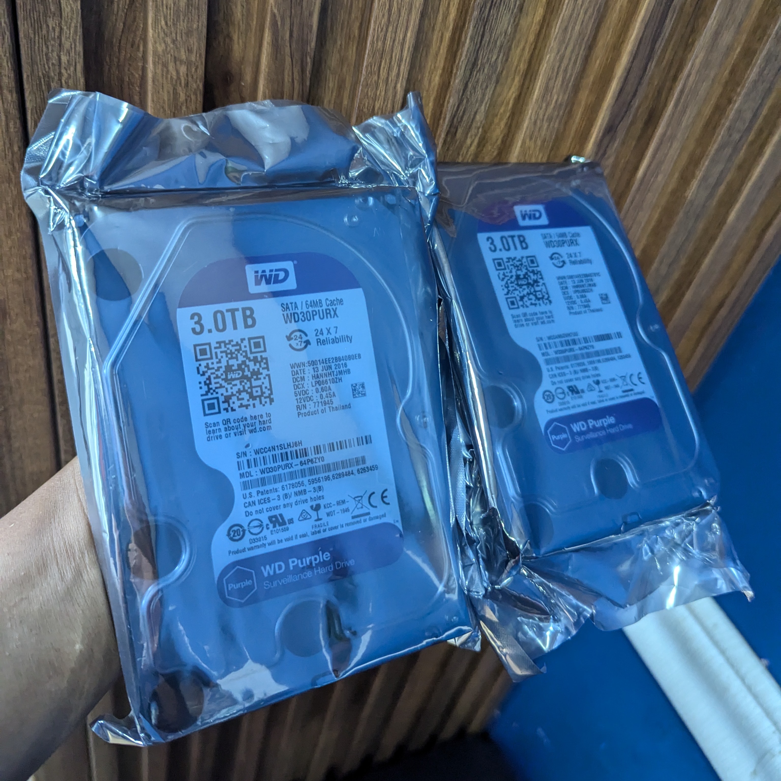 computadoras y laptops - Disco duros purple sellados de 3TB 1