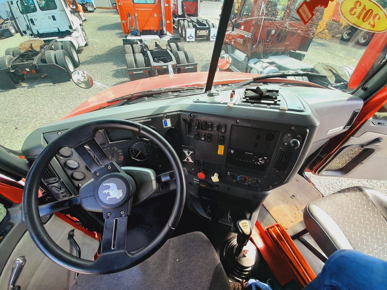 camiones y vehiculos pesados - MACK PINNACLE año 2013 4