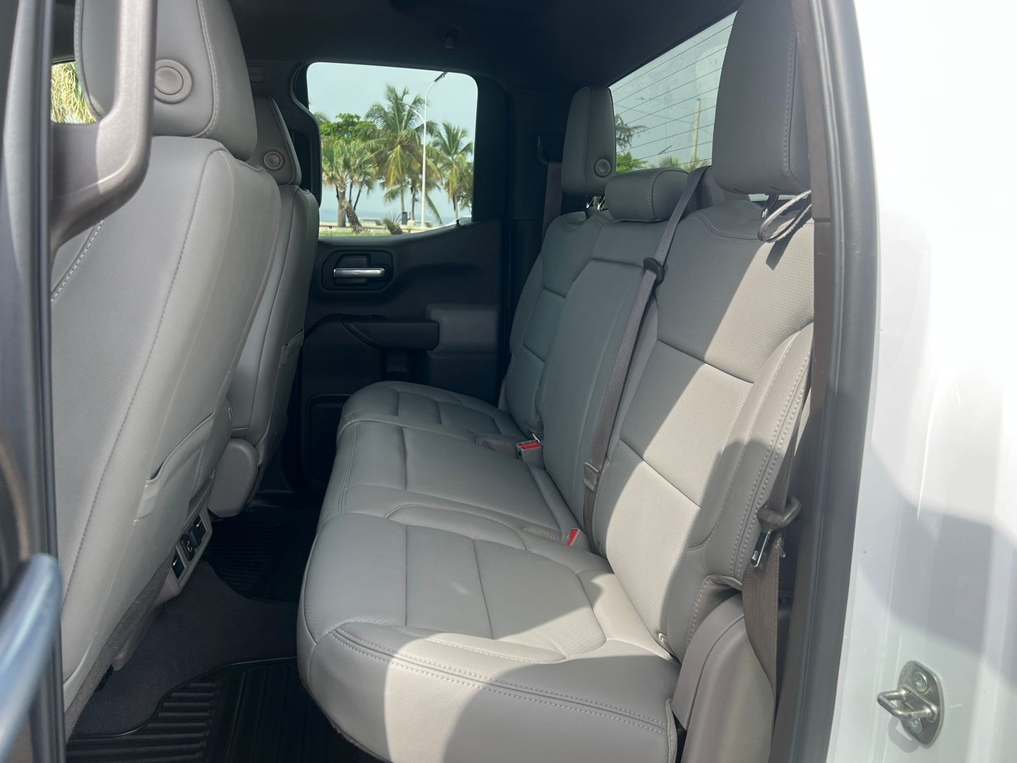 jeepetas y camionetas - Chevrolet Silverado 1500 LT 2019 6