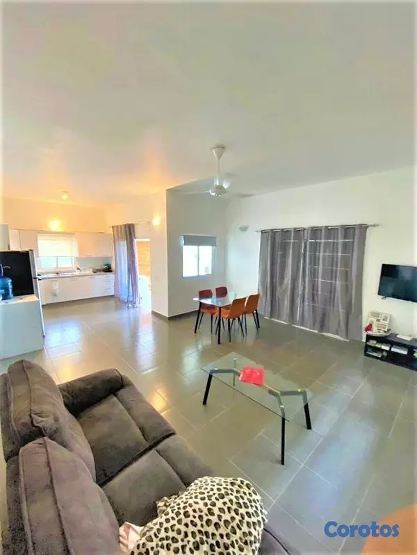 casas vacacionales y villas - Villa Caribeña en Venta Cerca de Playa Cosón 2