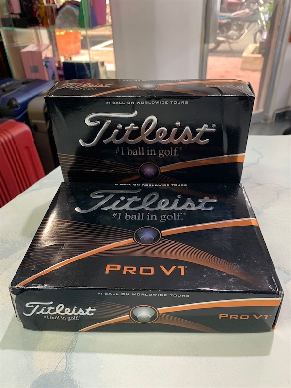 Artículos Deportivos - Titleist Pro V1- Bola de golf - AL POR MAYOR Y AL DETALLE 2
