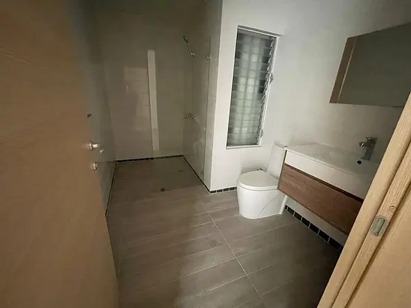 apartamentos - *Evaristo moralesVendo exclusivo apartamento de160.83mts. 3