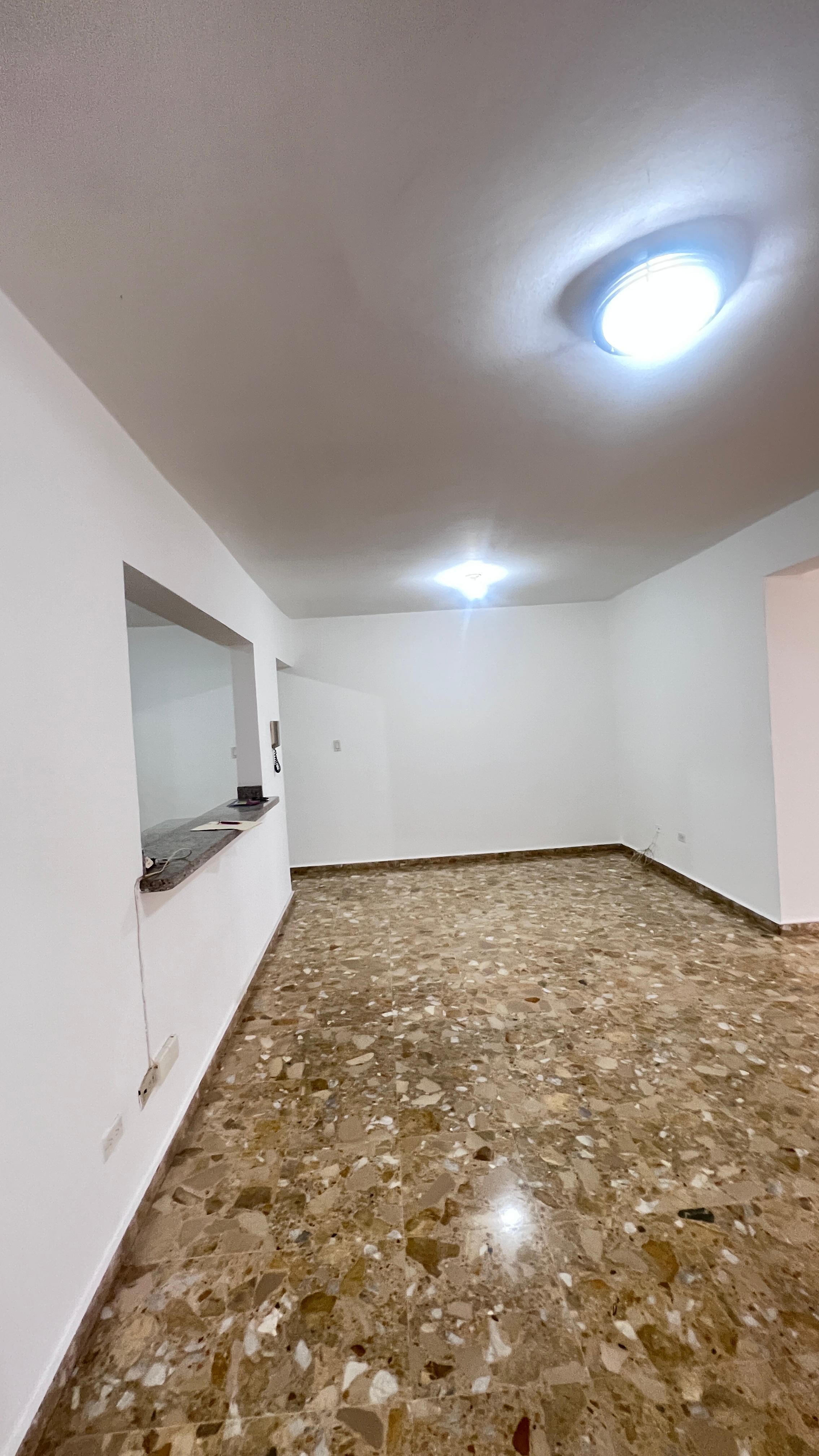 apartamentos - Apartamento en Ensanche La Julia  | MH-3215 3