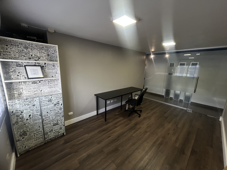 apartamentos - Oficina en alquiler en Los Prados de 20m2 1