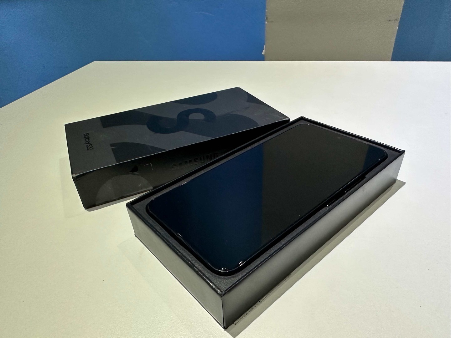 celulares y tabletas - Vendo Samsung Galaxy S22 256GB Negro Como Nuevo, Desbloqueado, RD$ 31,500 NEG 2