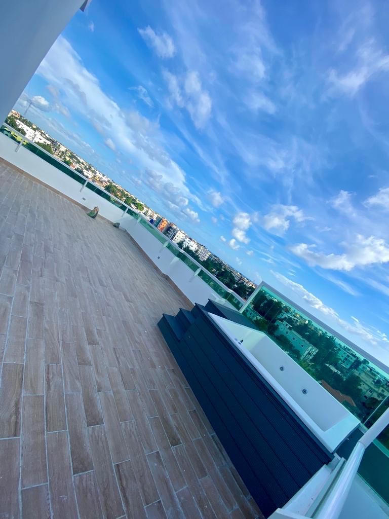 apartamentos - Penthouse en corales del sur con 274mts Santo Domingo 
